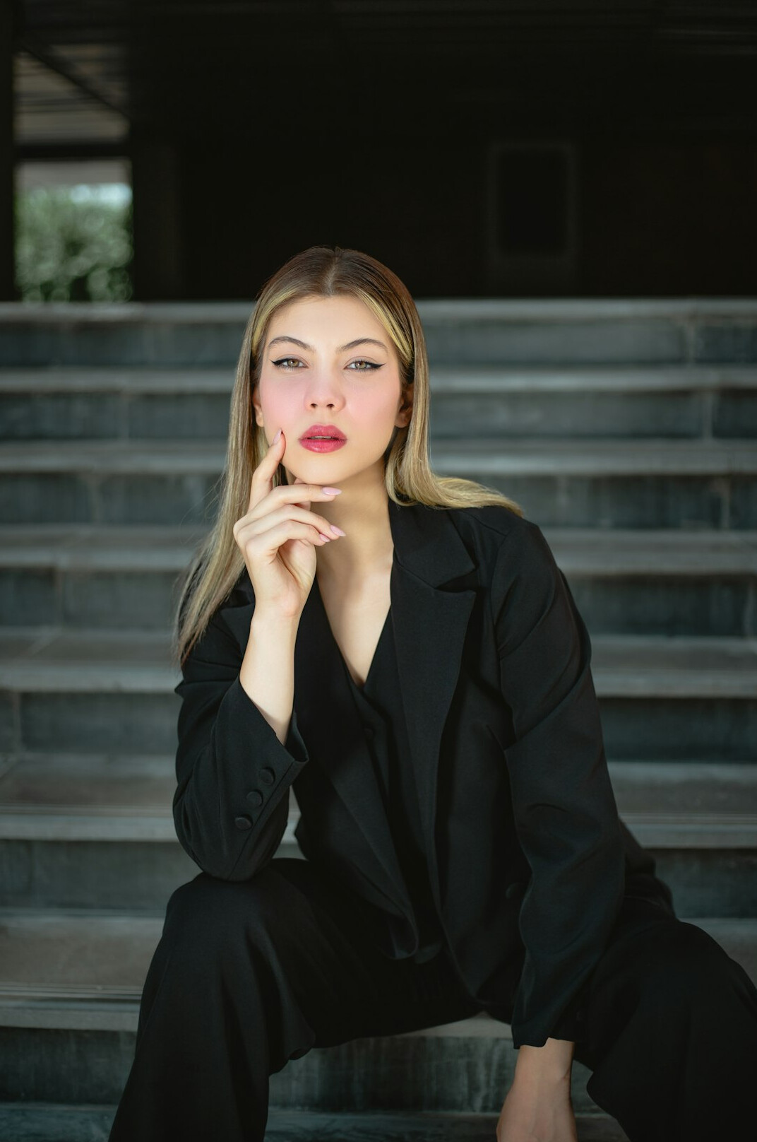 Portrait of a smiling businesswoman